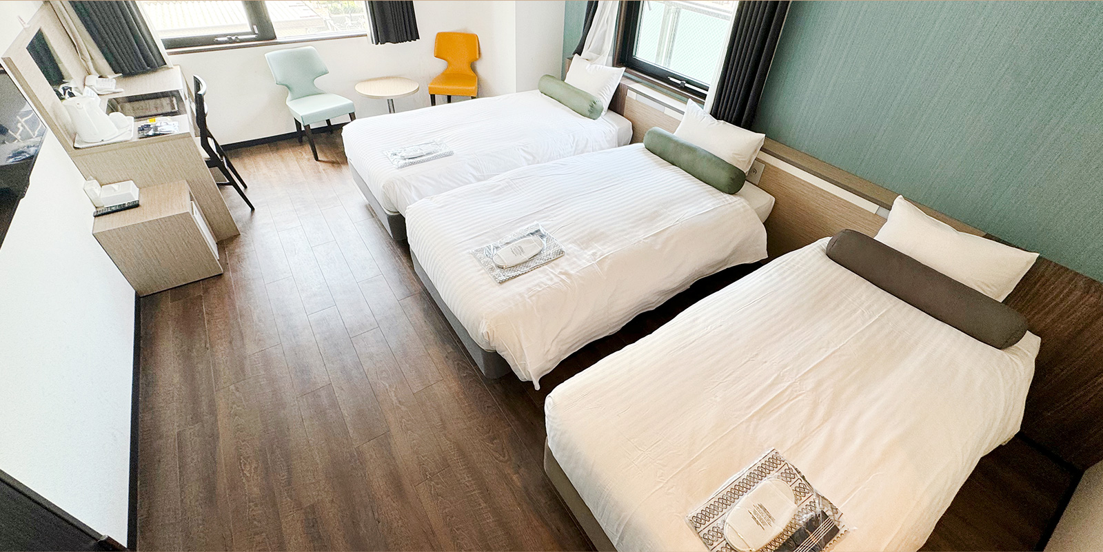 Deluxe Triple room 1